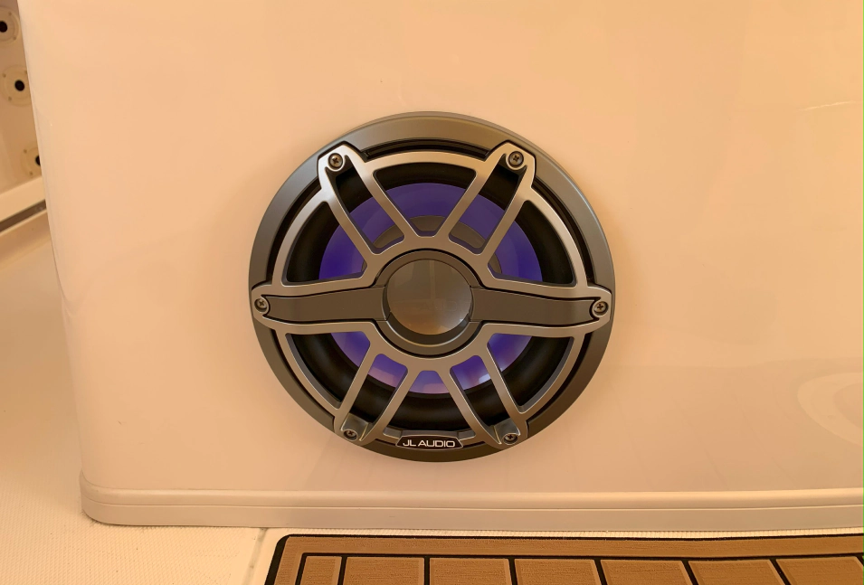 boat audio video installation (1)